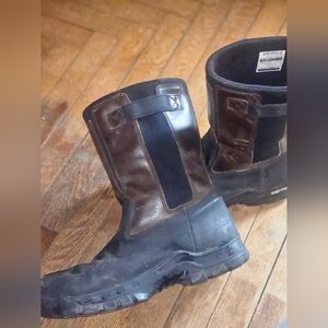 Men's Black and Brown Boots Carhartt.